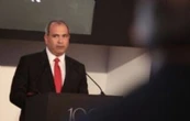 El exdirector de Pemex Carlos Treviño sigue detenido en EU: Sheinbaum