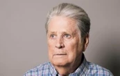 Brian Wilson, líder visionario de los Beach Boys y juglar del verano, muere a los 82 años
