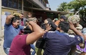 Apedrean a candidato presidencial Andrónico Rodríguez, considerado “traidor” a Evo Morales (Video)