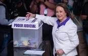 Lo importante es el proyecto, no quién gane la presidencia de la SCJN: dice Yasmín Esquivel al votar
