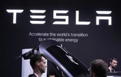 Acciones de Tesla caen 7% al reanudarse disputa entre Musk y Trump
