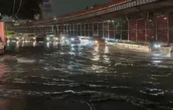 Tormentas provocan inundaciones y la suspensión del servicio en la Línea A del Metro (Videos)