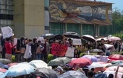 Marchan alumnos de la UNAM para exigir seguridad ante asesinato de estudiante en el CCH Sur