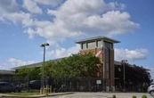 Autoridades arrestan a más de 100 personas en Tennessee en apoyo al plan de deportación de Trump
