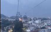 Cablebús se queda suspendido 40 minutos por las lluvias (Video)