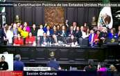 Al grito de ¡resistencia!, senadores del PAN toman la tribuna donde se debate la reforma judicial