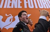 Acusan a Samuel García y a Morena de distribuir “acordeones” para la elección judicial
