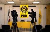 El INE plantea declarar este jueves la muerte del PRD