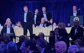 La noche en que una gran historia llegó directo a los periodistas de Washington