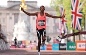 Sebastian Sawe rompe barrera de las 2 horas en maratón y pulveriza el récord mundial por 65 segundos