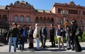 El Gobierno de Milei levantará el lunes el veto a la prensa en la Casa Rosada