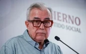 Rubén Rocha Moya comparece ante la FGR en Culiacán, Sinaloa