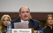 Nueva baja en el gabinete de Trump: el secretario de Marina deja su cargo