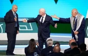 Directivos palestinos e israelíes de futbol se niegan a darse la mano en el Congreso FIFA (Video)