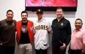 Por pollero, pitcher mexicano pierde su contrato con los Padres de San Diego