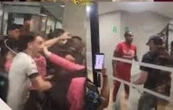 Jugadores del América y Toluca pelean en túnel rumbo a los vestidores del estadio (Videos)