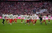 Bayern de Múnich gana su título 35 de la Bundesliga tras vencer 4-2 al Stuttgart