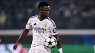 Un miliardo in cinque anni e 350 milioni al Real Madrid: la folle offerta araba per Vinicius
