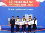 Ba thủ khoa Trường ĐH Khoa học tự nhiên cùng đạt điểm gần tuyệt đối, bí quyết học gây bất ngờ