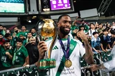 Bắt chước Ronaldo, tiền đạo người Anh nói Saudi Pro League đẳng cấp ngang Premier League
