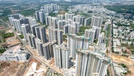 Thị trường nhà ở TP.HCM: Nhà ở xã hội rất thiếu; căn hộ dưới 30 triệu/m² mất hút