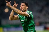 Khiêu khích Messi, cầu thủ Palmeiras nhận cái kết đắng