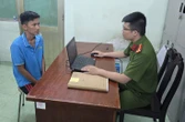 Tạm giữ hình sự người bạo hành con riêng của 'vợ hờ' ở Dĩ An