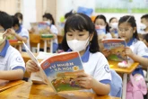 Chính phủ: Cung cấp bộ sách giáo khoa thống nhất toàn quốc từ năm học 2026-2027, miễn phí từ 2030