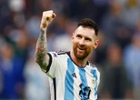 Messi hay Ronaldo được vào top 'huyền thoại đáng kính'?