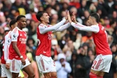 Arsenal lại thắng nhờ bài đá phạt góc