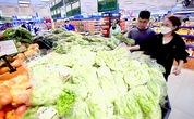 Hàng thiết yếu giảm giá mạnh trong Shopping Season 2025