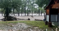 Lũ lụt kinh hoàng ở Texas bước sang ngày thứ 5, hơn 104 người thiệt mạng