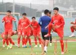 Tiền đạo Đình Bắc: 'U22 Việt Nam tập trung kiểm soát bóng và chuyền bóng'