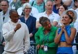 Ngôi sao bóng đá xinh đẹp gây sốt khi cổ vũ bạn trai tại Wimbledon 2025