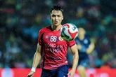 Bị sút thẳng mặt, Bùi Hoàng Việt Anh phải khâu 14 mũi