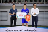 Nguyễn Anh Sơn giành danh hiệu Cầu thủ xuất sắc nhất Giải bóng đá công nhân, viên chức Việt Nam 2025