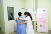 2.500 phụ nữ Việt được tầm soát ung thư vú miễn phí