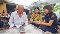 Phía sau hợp đồng bảo hiểm: Phải bên cạnh lúc khách hàng khó khăn nhất