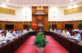 Thủ tướng họp bàn trước ngày đàm phán thuế đối ứng với Mỹ
