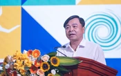 Bốn cơn bão liên tiếp trút xuống miền Bắc gây lũ lịch sử, nhấn chìm nhà cửa