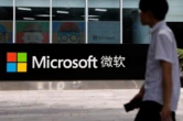 Mỹ - Trung căng thẳng: Microsoft và các 'ông lớn' dịch chuyển sản xuất khỏi Trung Quốc
