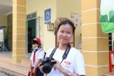 Từ bỏ ngành y 'danh giá', nữ sinh chọn lại đam mê và trở thành thủ khoa kép Ngôn ngữ Anh