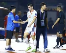 Chuyên gia: 'HLV Kim Sang Sik thay người sai khiến tuyển Việt Nam mất thế trận'