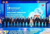 ASEAN gửi hàng hóa hỗ trợ người dân vùng lũ Việt Nam