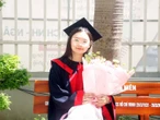 Chọn học cao đẳng để 'nhẹ gánh' cha mẹ, nữ sinh tốt nghiệp thủ khoa với điểm tuyệt đối