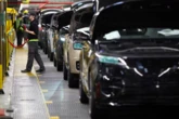 Bị tấn công mạng, Jaguar phải hoãn... đóng cửa nhà máy