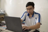 Không chỉ cứu tôi học phí năm đầu, Tuổi Trẻ còn tặng cho tôi 'người cha'