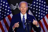 Bác sĩ phát hiện cục u ở tuyến tiền liệt của ông Biden
