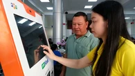 Cần Thơ: Đi từng nhà hướng dẫn người dân sử dụng dịch vụ công trực tuyến