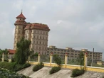 Đình chỉ hoạt động đào tạo đại học Trường đại học Hà Hoa Tiên